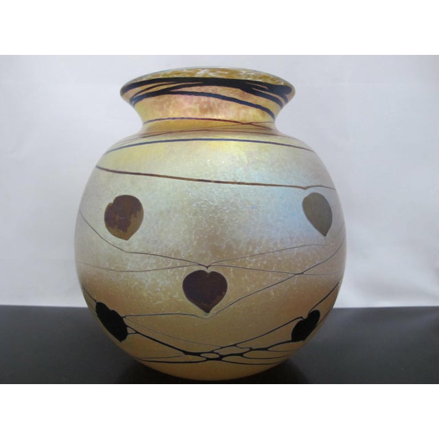 Vintage studio art vase by renowned American glass artist, Donald Carlson (American, California/Oregon). Hand blown glass...