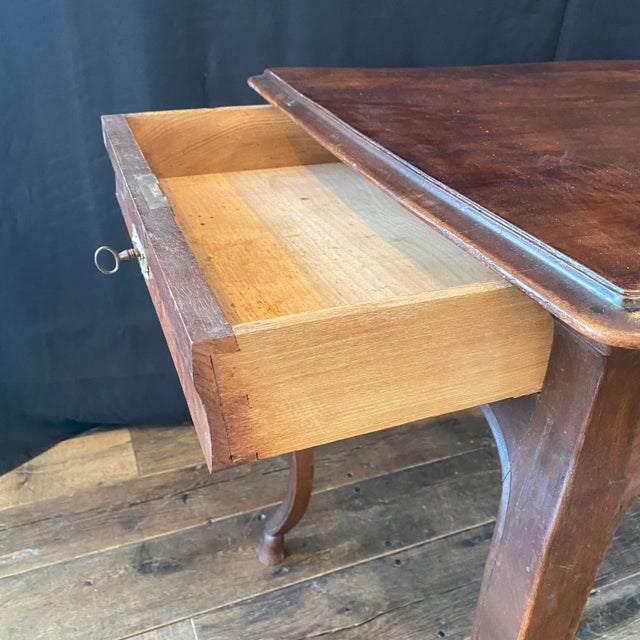 19th Century French Louis XV Carved Walnut Side Table For Sale - Image 4 of 9