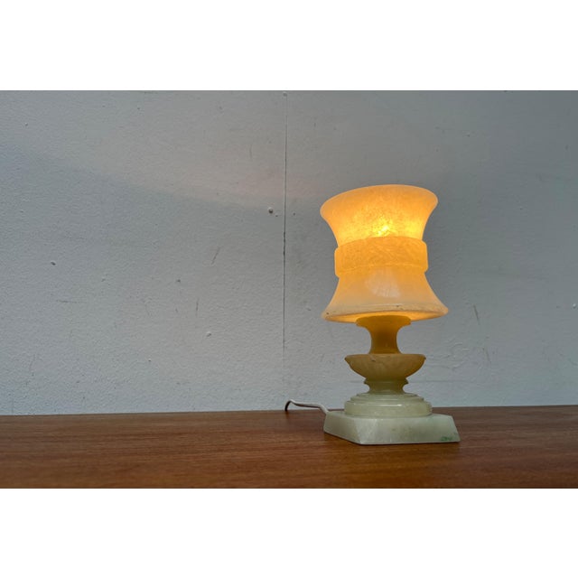 Stone Vintage French Hollywood Regency Style Alabaster Table Lamps, Set of 2 For Sale - Image 7 of 18