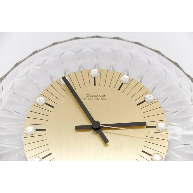 1970s Hollywood Regency Wall Clock in Lead Crystal from Joska, 1970s For Sale - Image 5 of 9