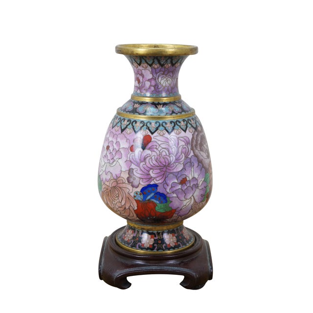 Chinoiserie Chinese Brass Cloisonne Enamel Chrysanthemum Bud Vase on Stand 8" For Sale - Image 3 of 13
