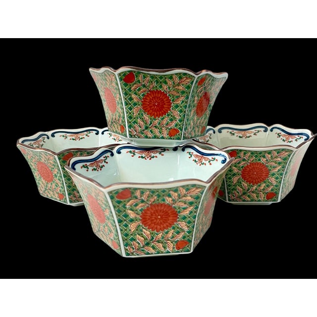 Enhance your collection with this set of 4 vintage Takahashi soup rice bowls. Crafted in Japan, these porcelain bowls...