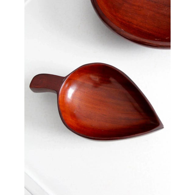 Wood Mid-Century Tropical Woodenware Bowl Pair For Sale - Image 7 of 12
