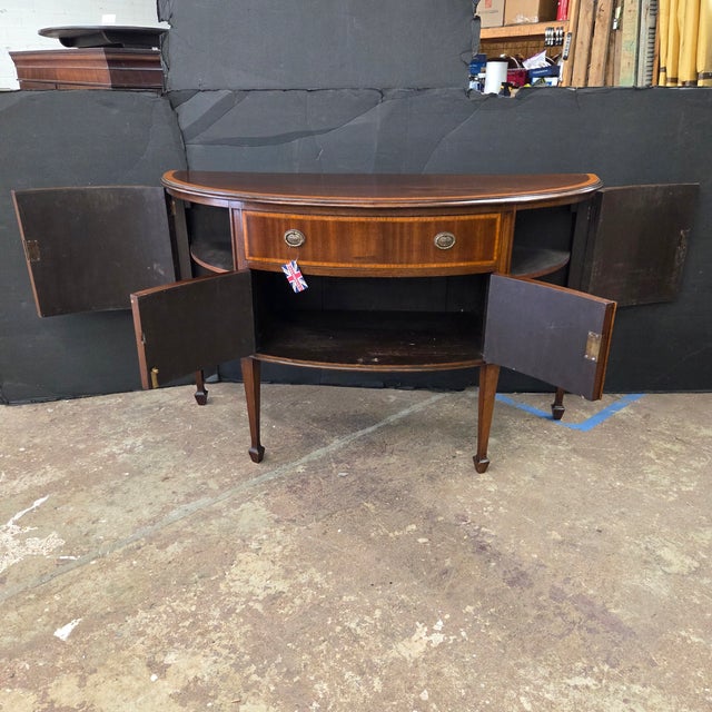 Early 20th Century Bowfront Mahogany Satin Banded Sheraton Style Sideboard For Sale - Image 11 of 17