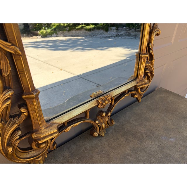 Gold Early 20th Century French Louis XV Carved Giltwood Wall Mirror For Sale - Image 8 of 18