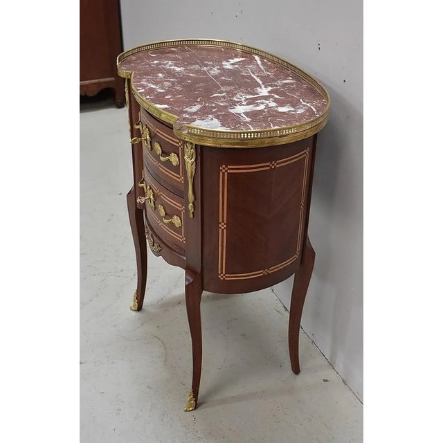 Small Antique Mahogany Dresser For Sale - Image 3 of 18