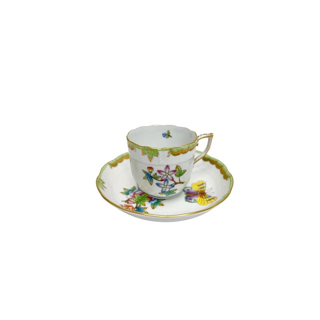 Herend Queen Victoria coffee cup and saucer from the 1960s with a gold rim (VBO) Beautifully hand-painted and produced in...
