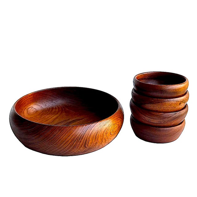 Mid 20th Century Hand-Turned Teak Wood Bowls, 5 Pieces For Sale In Miami - Image 6 of 16