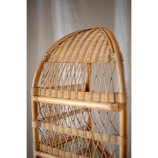 1970s Corner Bookcase in Bamboo and Rattan, 1970s For Sale - Image 5 of 9