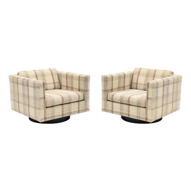 Pair of Vintage Mid Century Model "1461" Swivel Chairs by Harvey Probber For Sale