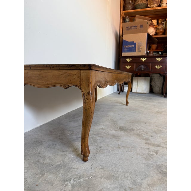 Vintage Italian Wooden Coffee Table With Cabriole Legs – Made in Italy For Sale In Miami - Image 6 of 17