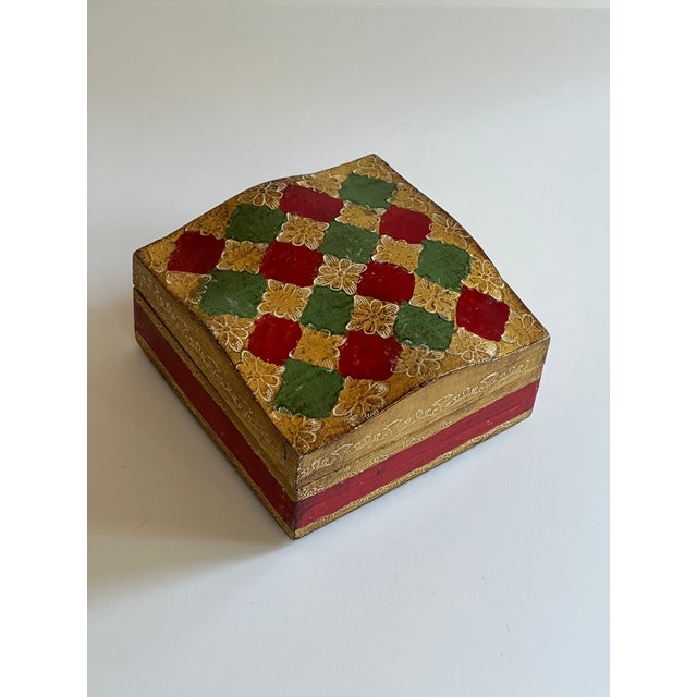 Italian Italian Florentine Green Red and Gold Hinged Lid Trinket Box For Sale - Image 3 of 4
