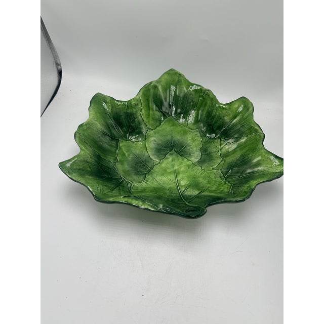 Italian Vintage Italian Vietri Leaf Bowls - Set of Two For Sale - Image 3 of 5