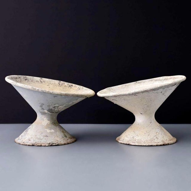Pair of Willy Guhl "Diabolo" Off-Kilter Planters, a Pair For Sale - Image 9 of 9