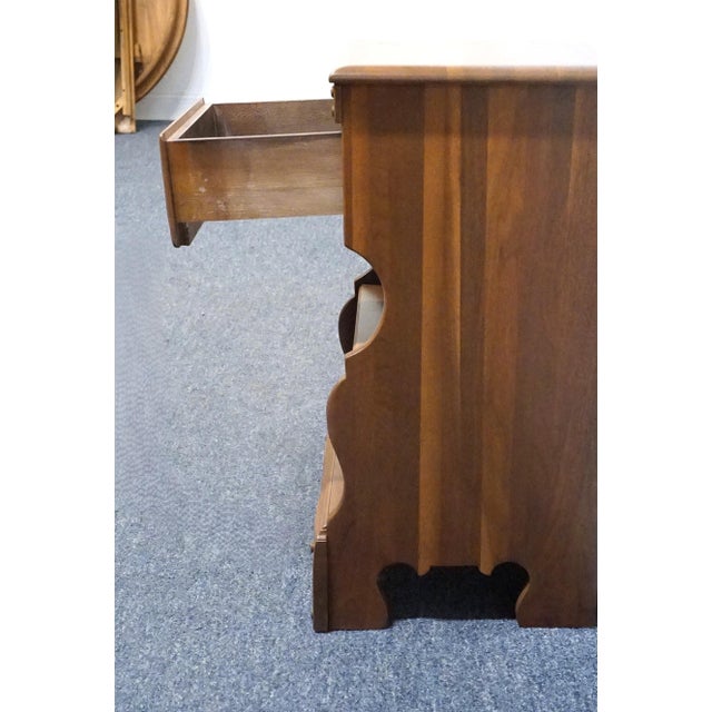 Wood Abernathy Furniture Co. Solid Hard Rock Maple Early American 16" Open Cabinet Nightstand For Sale - Image 7 of 12