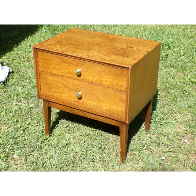 Mid-Century Modern Vintage Mid Century American of Martinsville Harmony House Nightstand End Table For Sale - Image 3 of 14