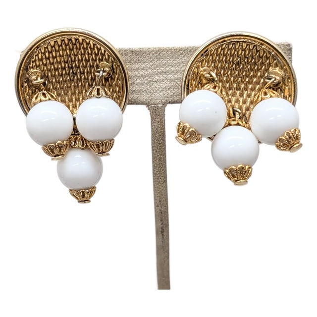 Vintage 1950s Signed Hattie Carnegie Goldtone White Resin Drop Clip Earrings-2 Pieces For Sale
