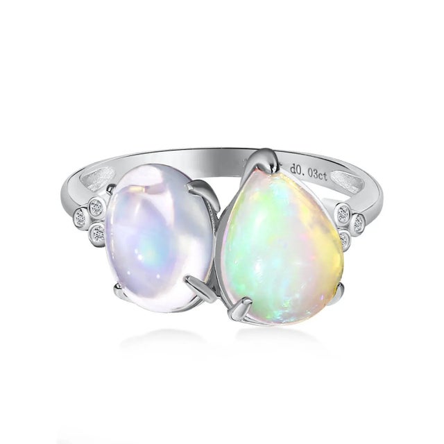 Kai Fortune Rainbow Blue Moonstone Fire Opal Diamond Toi Et Moi Ring in 14k Solid Gold, size 4.5 For Sale In Los Angeles - Image 6 of 8