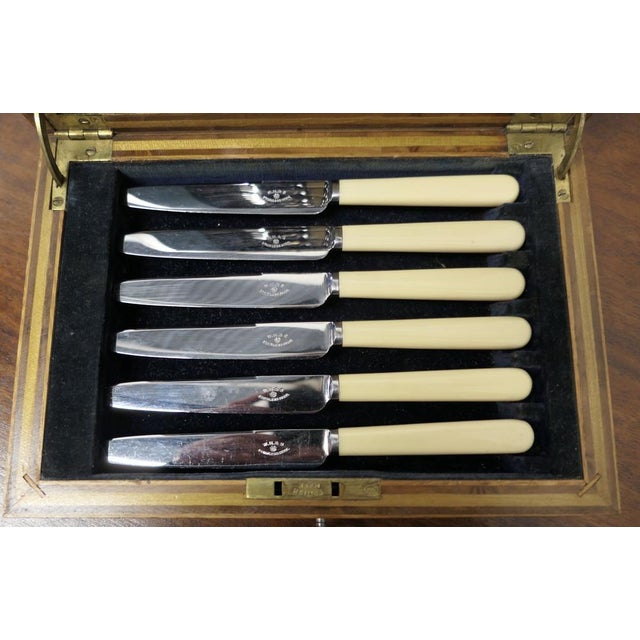 Desert Cutlery Canteen from William Hutton & Sons, 1940s, Set of 13 For Sale - Image 7 of 10