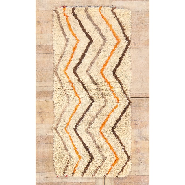 Vintage Azilal Moroccan Rug, 03'00 X 06'05 For Sale - Image 10 of 10