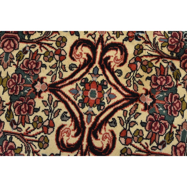 Bidjar Rug 6’11” X 10’1” Ivory Wool Vintage Traditional Hand-Knotted Carpet For Sale - Image 4 of 15