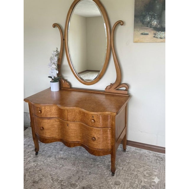 Art Nouveau Antique 19th Century Birdseye Maple Serpentine Vanity Dresser With Beveled Pivoting Mirror For Sale - Image 3 of 10