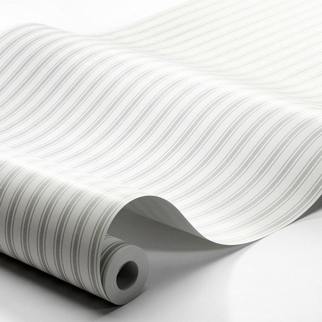 Initially worn by bankers in Victorian England, the pinstripe is now affiliated with ultra-stylish statement-makers. AspÃ¶...