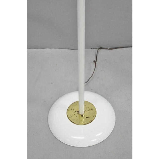 Mid 20th Century Mid 20th Century Gerald Thurston for Lightolier Mid Century Modern White Metal Pole Floor Lamp For Sale - Image 5 of 14