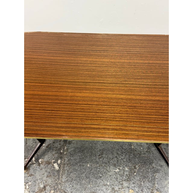 Brown Italian Modernist Wood-Grain Dining Table, Circa 1930's For Sale - Image 8 of 12