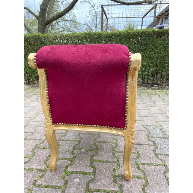 1970 French Artisan Louis XVI Red Velvet Beech Bench For Sale - Image 4 of 8