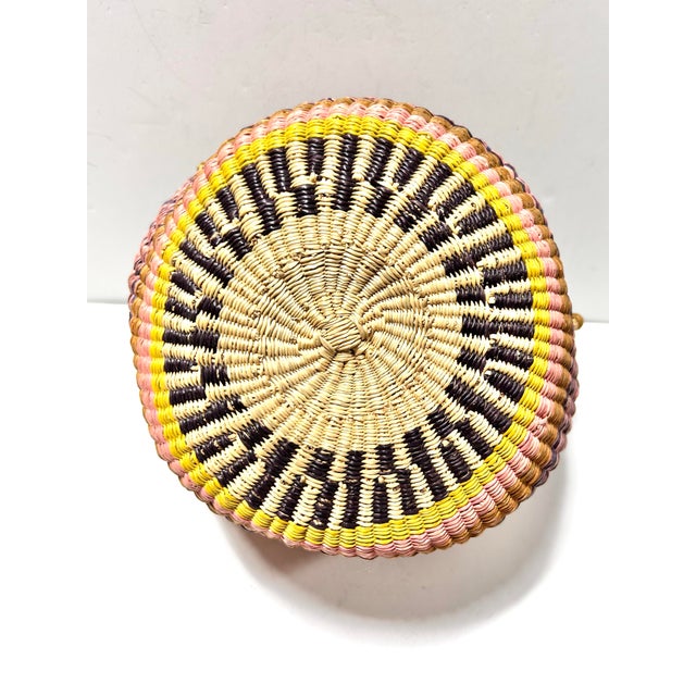 Vintage African Bolga Basket – Handwoven Ghana Market Basket With Leather Wrapped Handle For Sale - Image 9 of 9