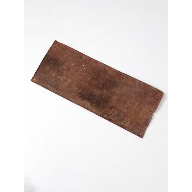Early 20th Century Vintage "Universal Nautral Milker" Metal Sign For Sale - Image 5 of 7