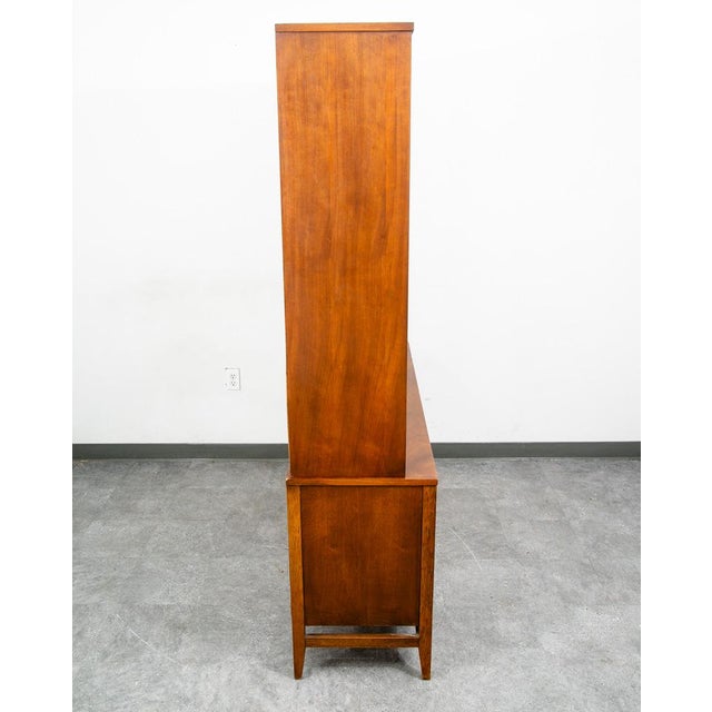 Broyhill Brasilia Mid Century Modern Credenza China Cabeint Broyhill Brasilia Display Vintage MCM For Sale - Image 4 of 12