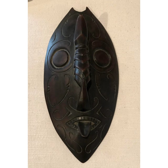 Vintage African Ceremonial Tropical Bird Artisan Box With Tribal Mask Lid For Sale In Los Angeles - Image 6 of 8