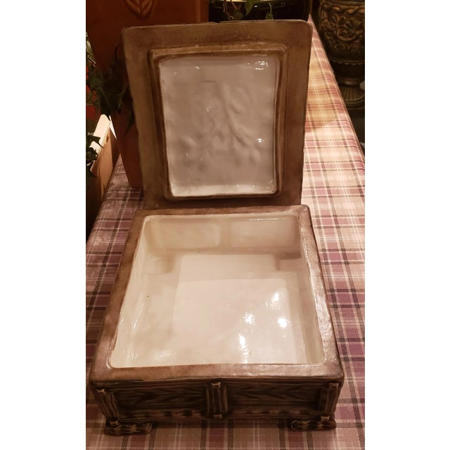 Ceramic 1960s Oversized Porcelain Dresser Box With Square Feet For Sale - Image 7 of 11