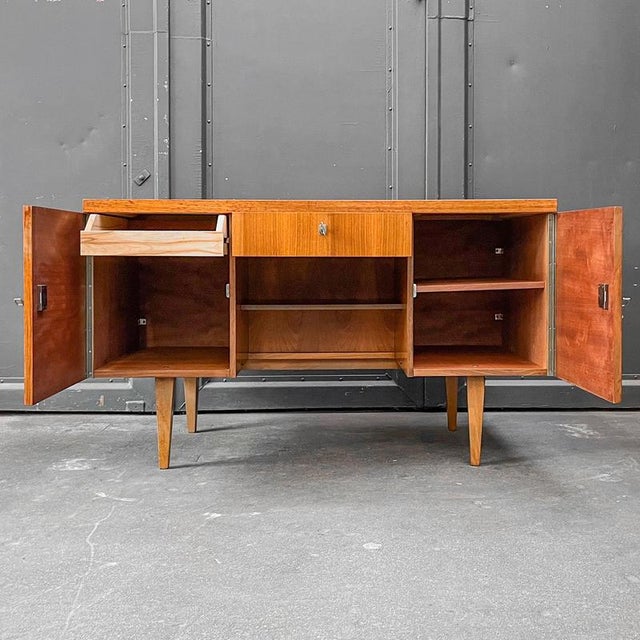 Mid-Century Modern Desk, 1960s For Sale - Image 4 of 18
