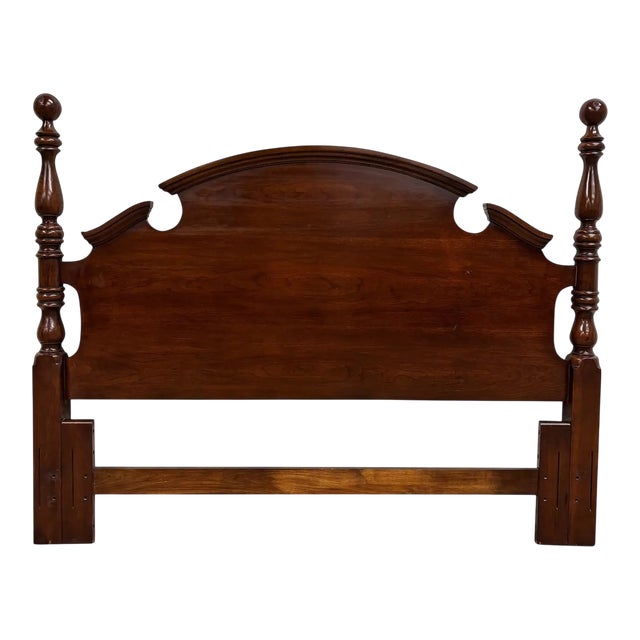 Chippendale Thomasville Cherry Wood Chippendale Style Queen Size Bed - Vintage Late 20th Century For Sale - Image 3 of 7
