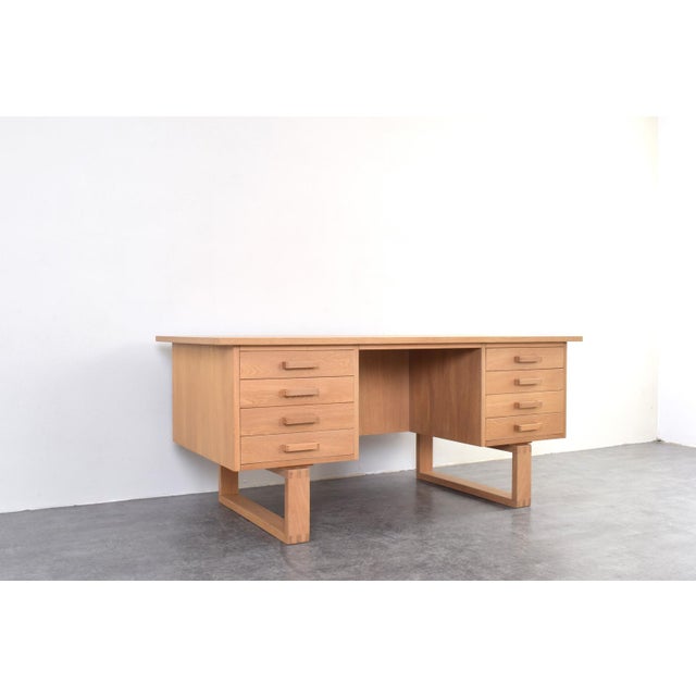 Mid-Century Oak Freestanding Desk by Torben Valeur and Henning Jensen for Dyrlund, 1960s For Sale - Image 10 of 18