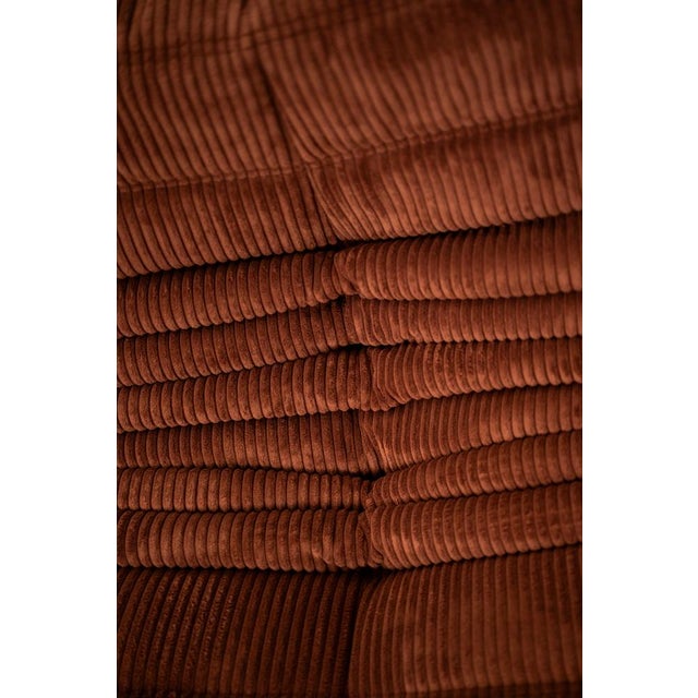 Togo Corner Chair in Brown Corduroy T by Michel Ducaroy for Ligne Roset, 1970 For Sale - Image 6 of 8