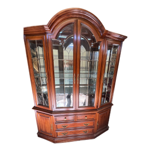 Lexington China Curio Cabinet