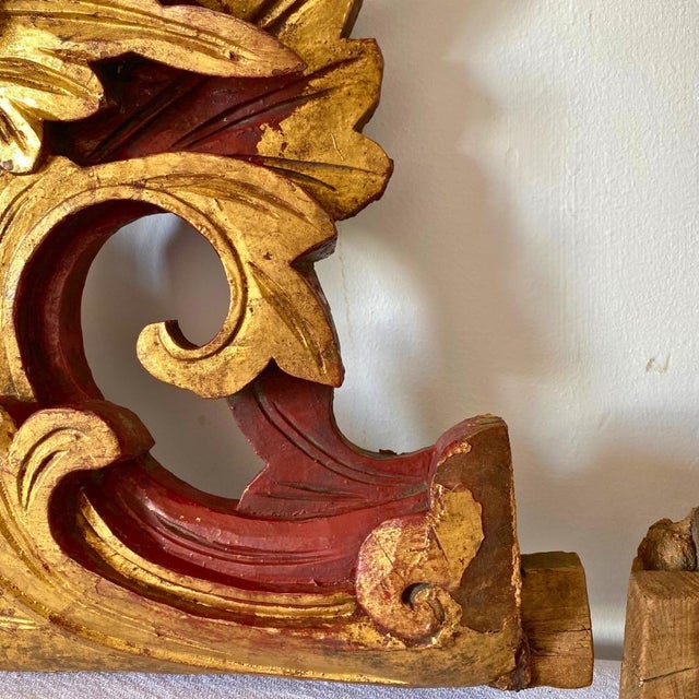 Pair of c.1920 Antique Chinese Giltwood Openwork Carved Panels – Architectural Salvage For Sale - Image 15 of 17