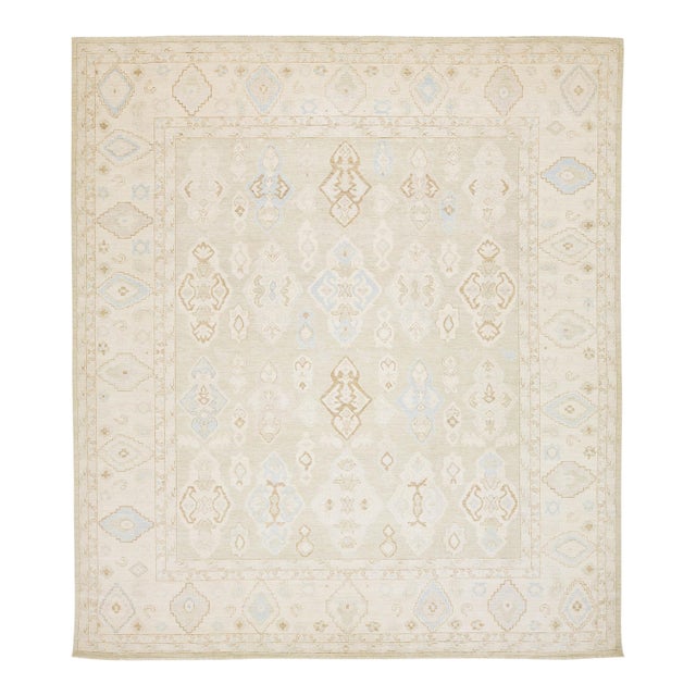 Contemporary Transitional Oushak Style Area Rug - Neutral Pastel Turkish Design For Sale