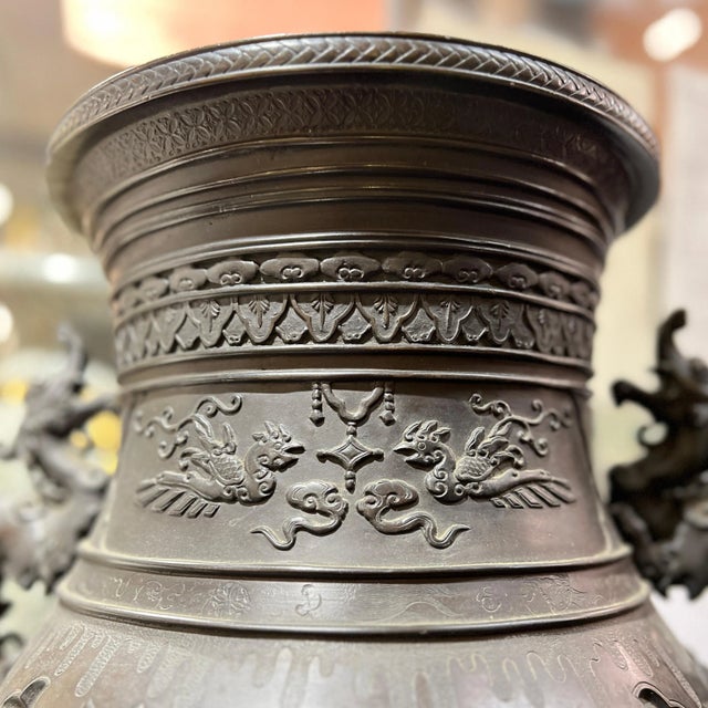 Pair Large Meiji Japanese Bronze Vases For Sale In New York - Image 6 of 9