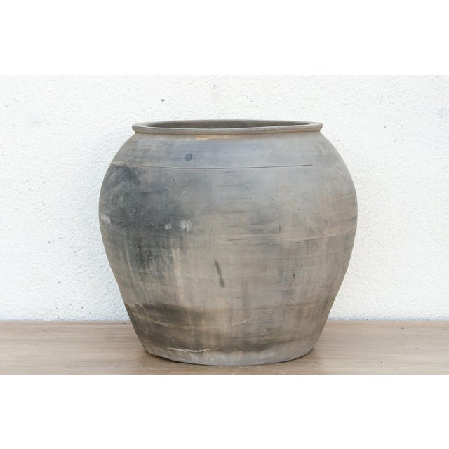 1960s Vintage Clay Charcoal Urn For Sale - Image 5 of 9