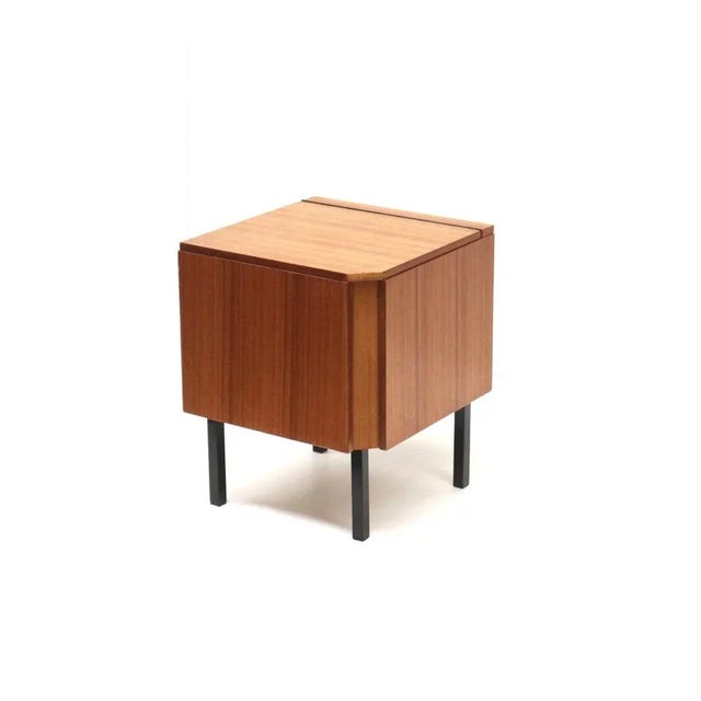 Vintage cabinet with a flap made in the 1960s. This cabinet is perfect for displaying a plant, for example. Give your...