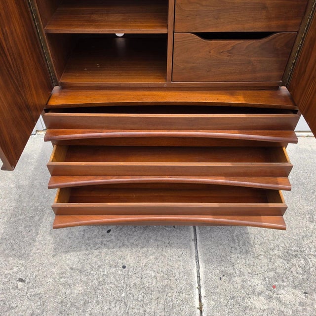 Mid-Century Walnut Highboy Dresser by Young Manufacturing Co. MCM For Sale - Image 9 of 18