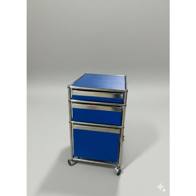 Matte Blue M63 Cabinet on Casters with Drawers attributed to Fritz Haller and Paul Schärer for USM Haller For Sale - Image 3 of 5