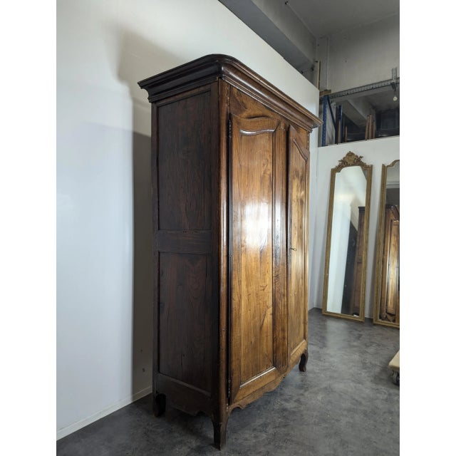 Louis XV Style Wardrobe in Cherry, in Very Good conditions.