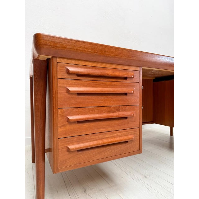 1960s Danish Teak Executive Writing Desk by Ib Kofod-Larsen, 1960s For Sale - Image 5 of 18