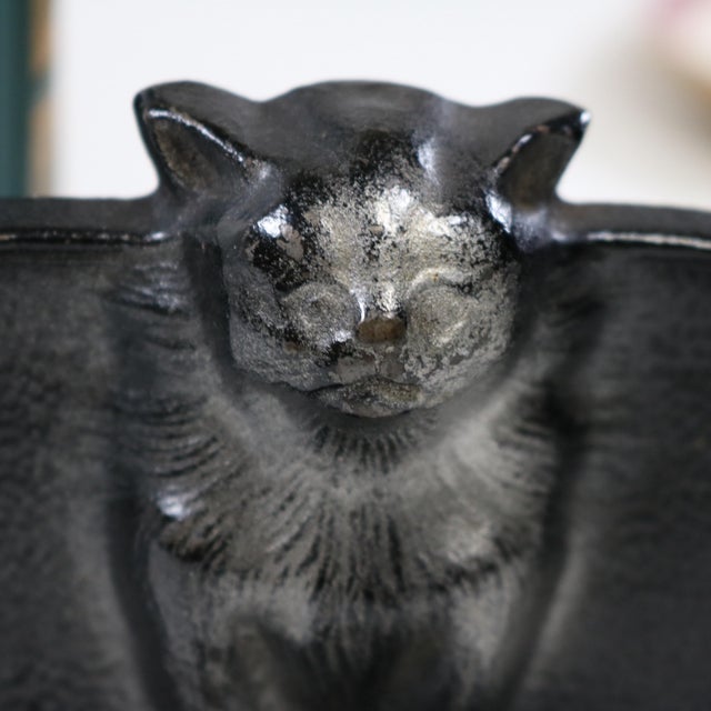 Metal Mid 20th Century Gothic Medieval Cat Cast Iron Bookends-a Pair For Sale - Image 7 of 12